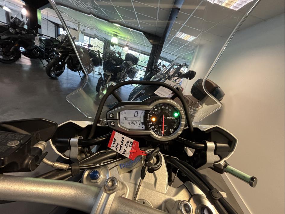 TRIUMPH TIGER 1200 EXPLORER