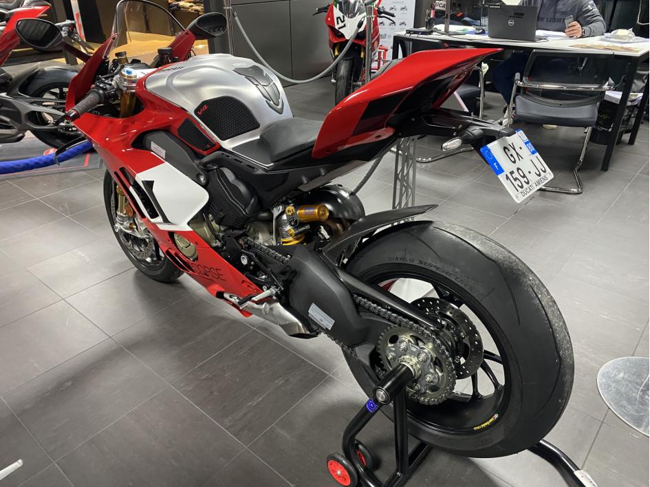 DUCATI PANIGALE V4 R