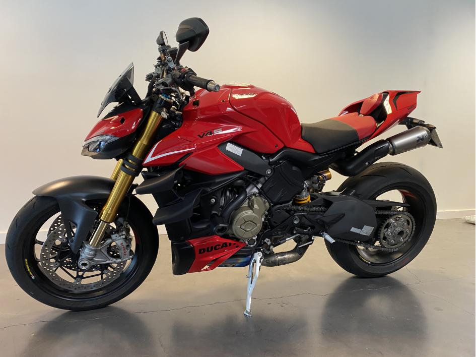 DUCATI STREETFIGHTER V4S