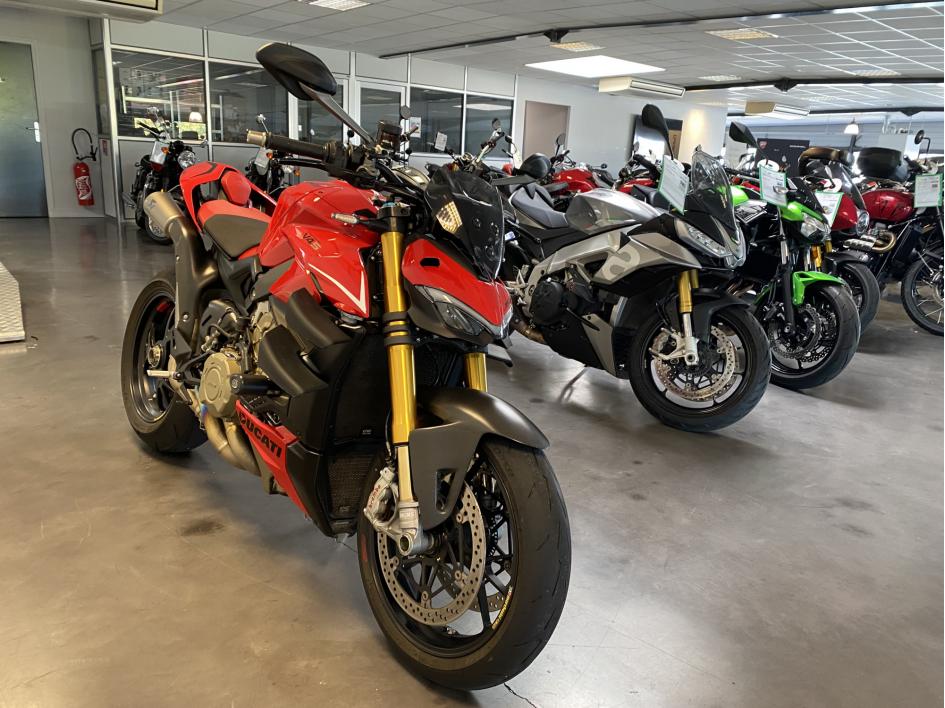 DUCATI STREETFIGHTER V4S