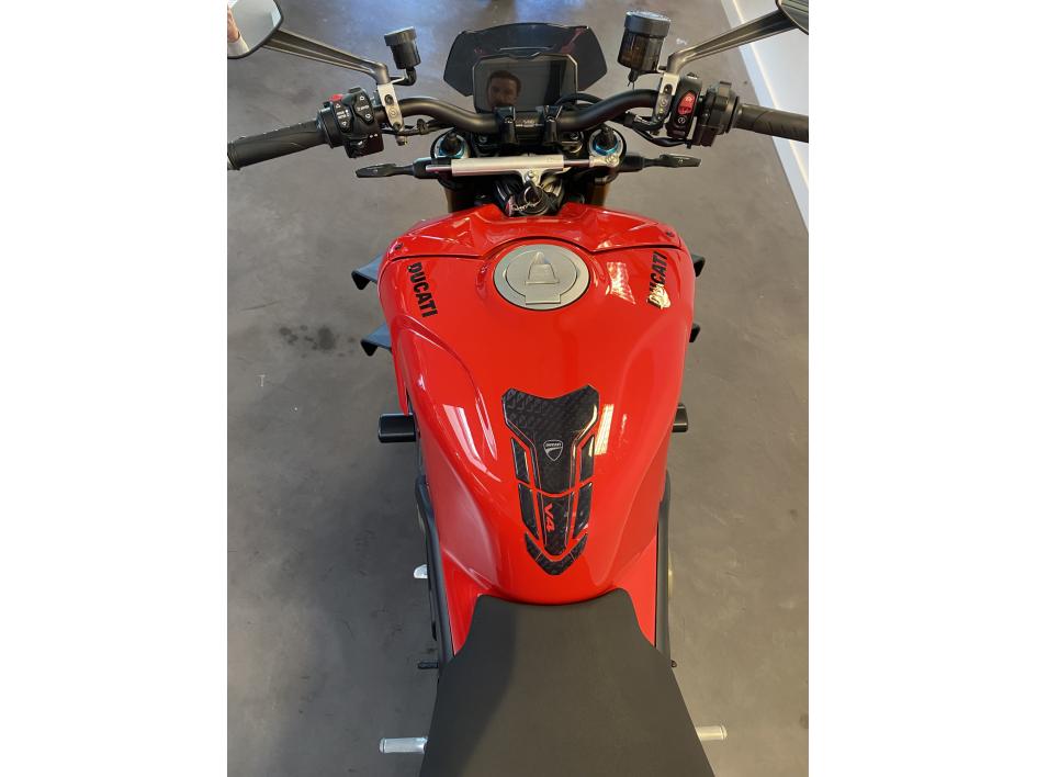 DUCATI STREETFIGHTER V4S