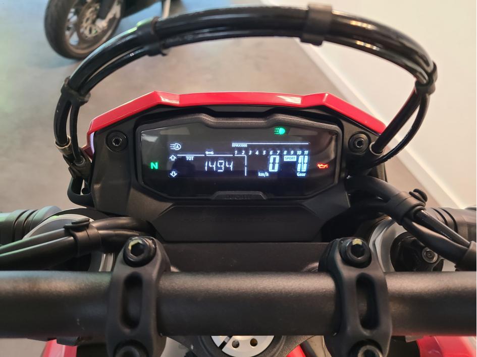 DUCATI HYPERMOTARD 698 A2