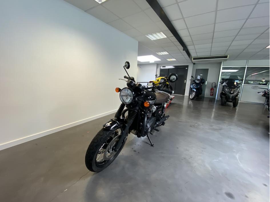 TRIUMPH Bonneville T120 Black